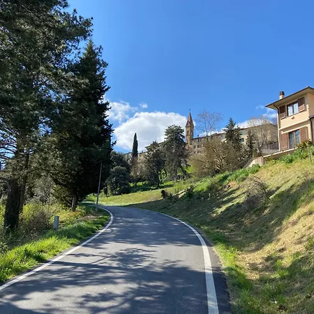 Holiday home Lo Sdrucciolo