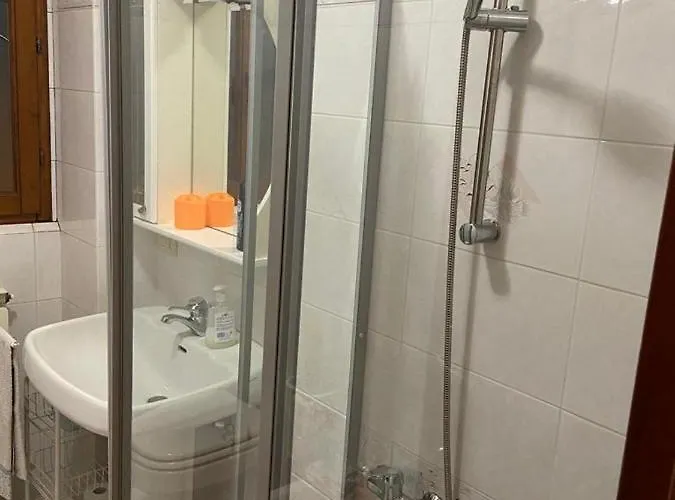 Lo Sdrucciolo * Laterina