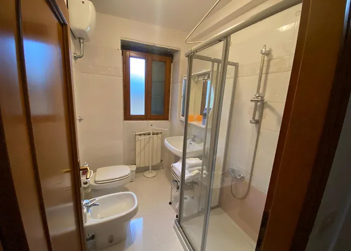 Lo Sdrucciolo Nyaraló